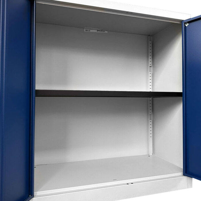 Stahlschrank von Bisley, abschließbar, mit Schlüssel – Bild 2