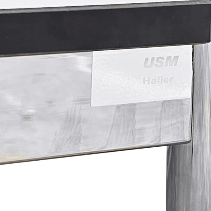 Design-Schreibtisch von USM Haller, 125 x 75 cm – Bild 3