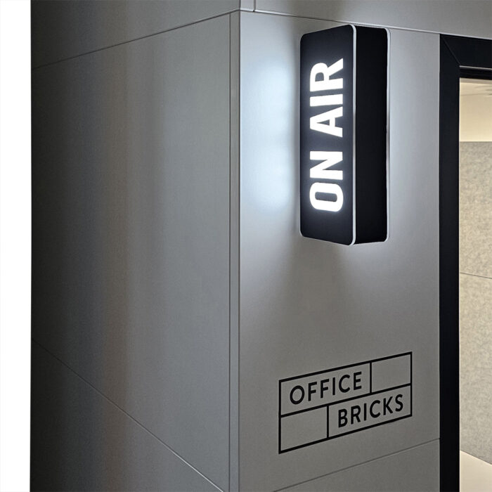 gebrauchte Telefonboxen der Marke Office Bricks, Modell Phone 6