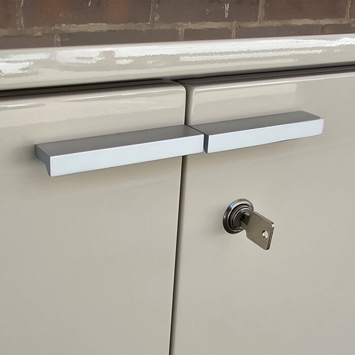 gebrauchter Aktenschrank, bestehend aus 5 Schränken 7