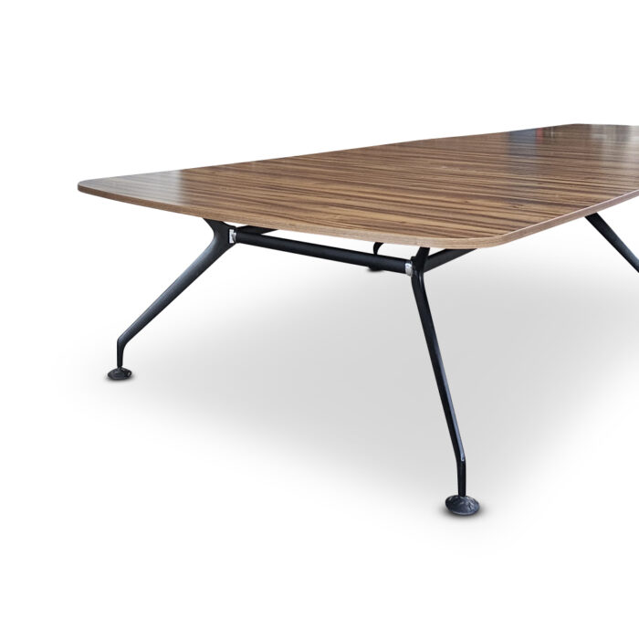gebrauchter Konferenztisch der Marke Steelcase, Modell Lano