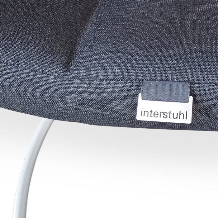 vier gebrauchte Freischwinger der Marke Interstuhl, Modell AirPad 5C35 14