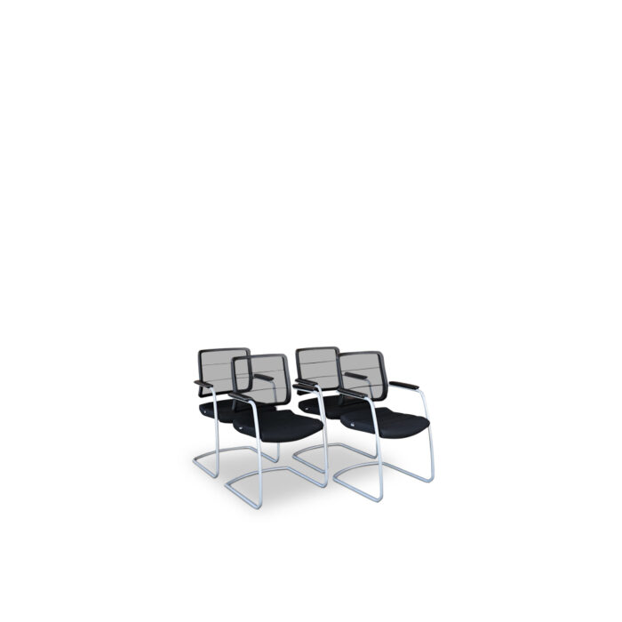 vier gebrauchte Freischwinger der Marke Interstuhl, Modell AirPad 5C35 18