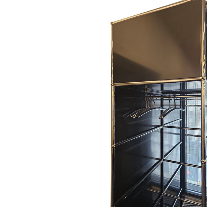 gebrauchter Garderobenschrank von USM Haller 3