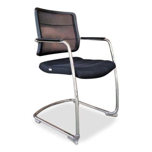gebrauchte Freischwinger der Marke Interstuhl, Modell AirPad 5c35 3
