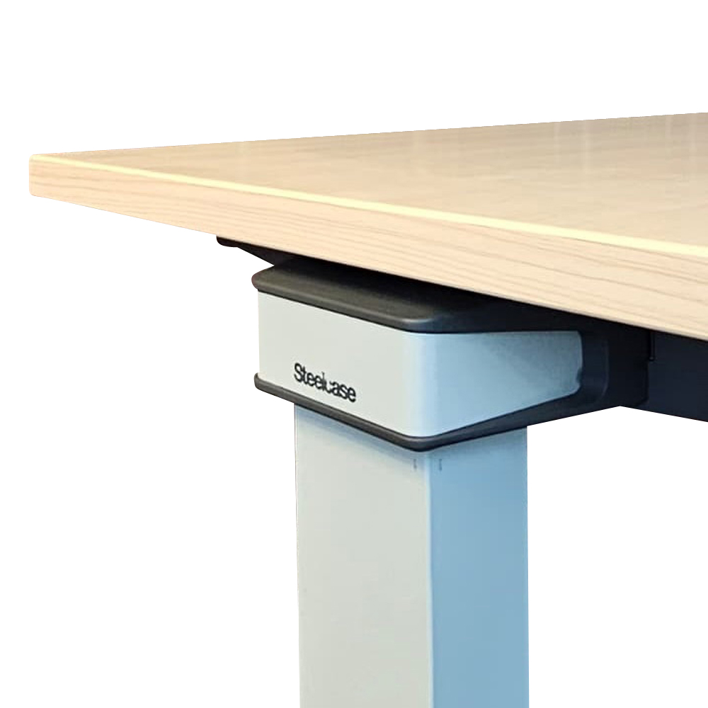 gebrauchte Bürotische der Marke Steelcase, Modell Ology 2