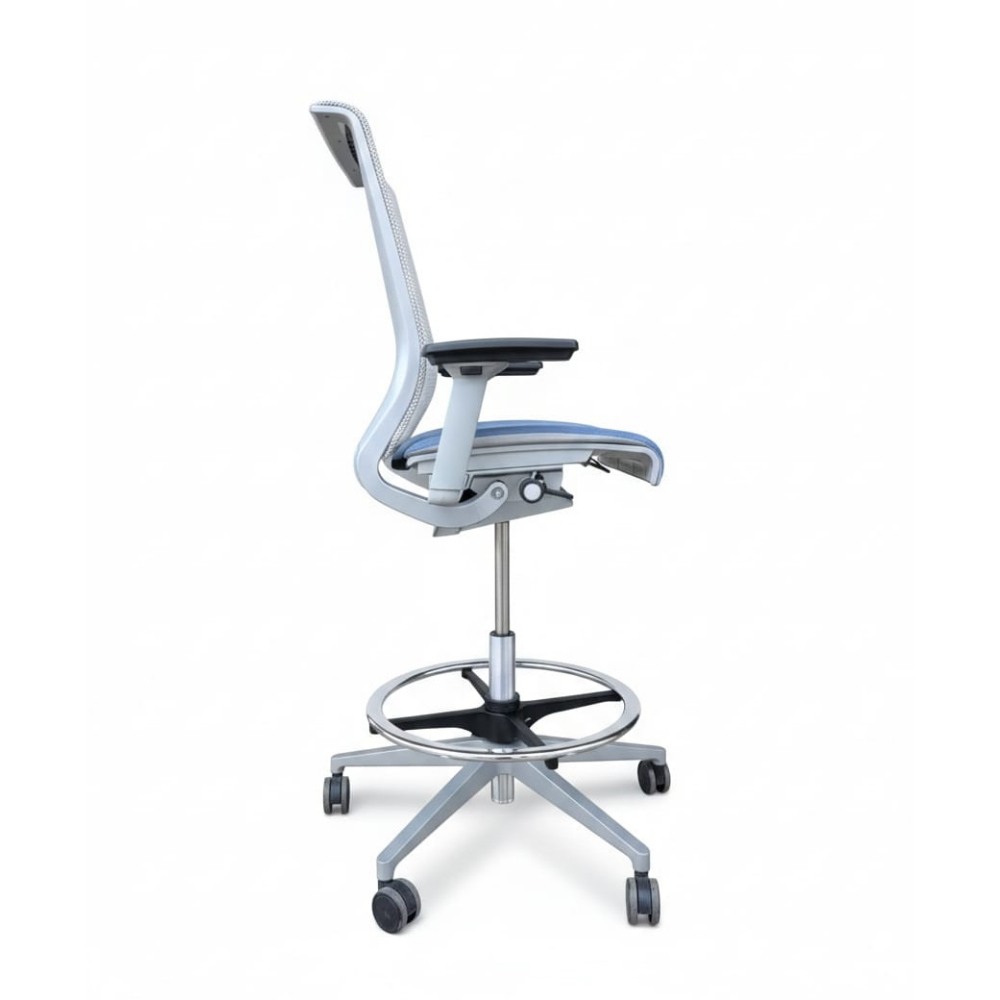 gebrauchte Counterstühle der Marke Steelcase, Modell Think 7