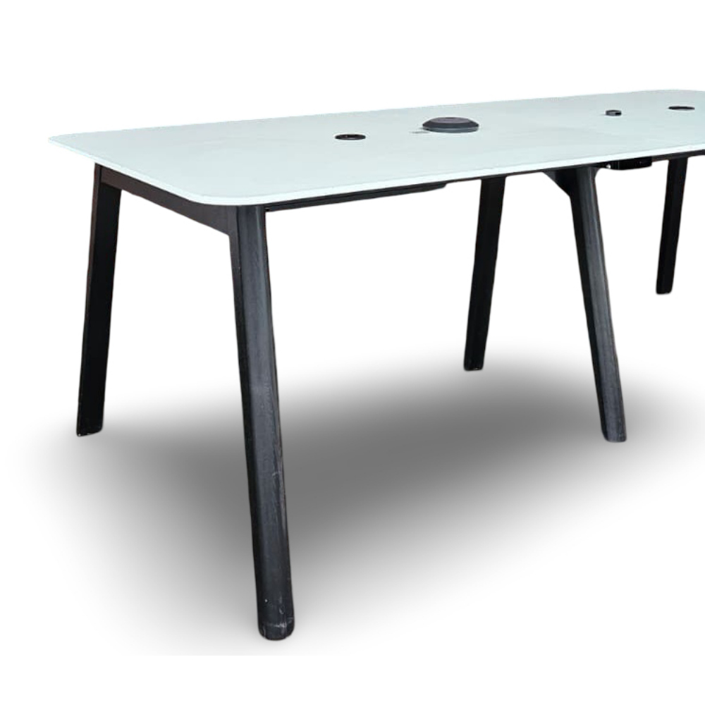 Gebrauchter Konferenztisch in 240 cm & 280 cm – Bild 2